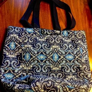 Reversible tote bag